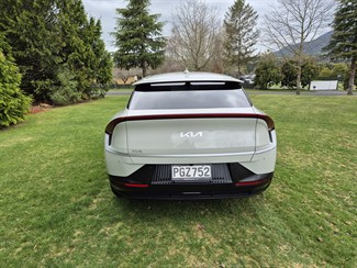 2022 KIA Ev6 - Thumbnail