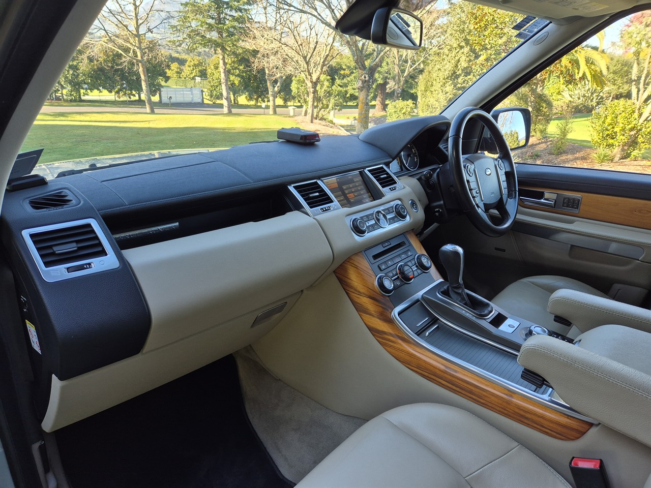 2010 LAND ROVER RANGE ROVER
