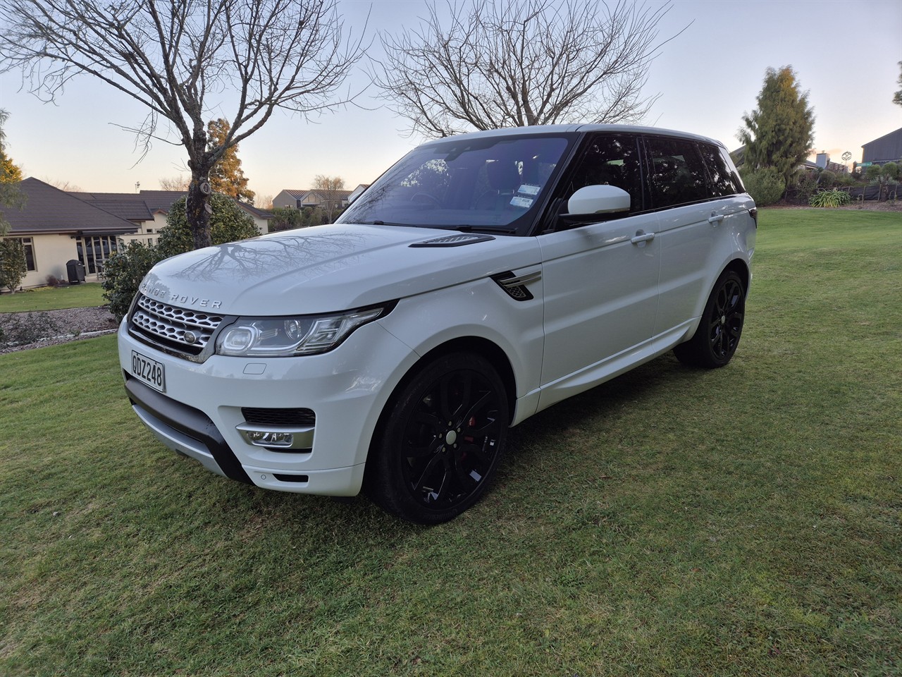 2017 LAND ROVER RANGE ROVER