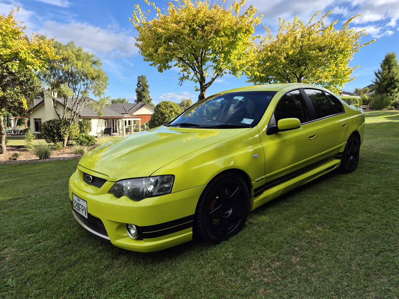2003 FORD FALCON