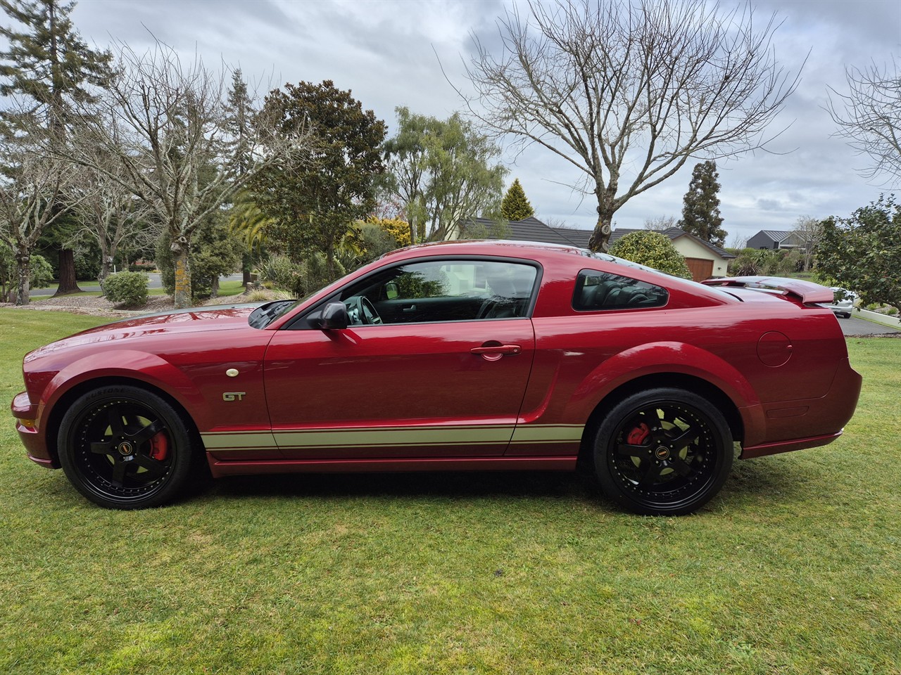 2009 FORD MUSTANG