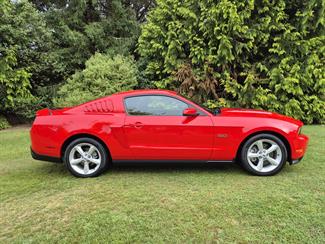 2011 FORD MUSTANG - Thumbnail