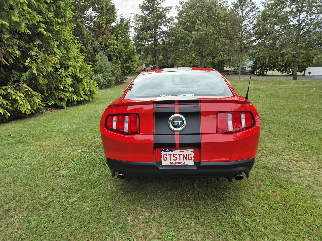 2011 FORD MUSTANG