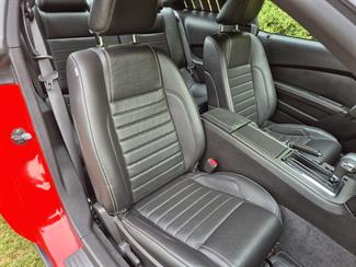 2011 FORD MUSTANG - Thumbnail