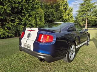 2011 FORD MUSTANG - Thumbnail