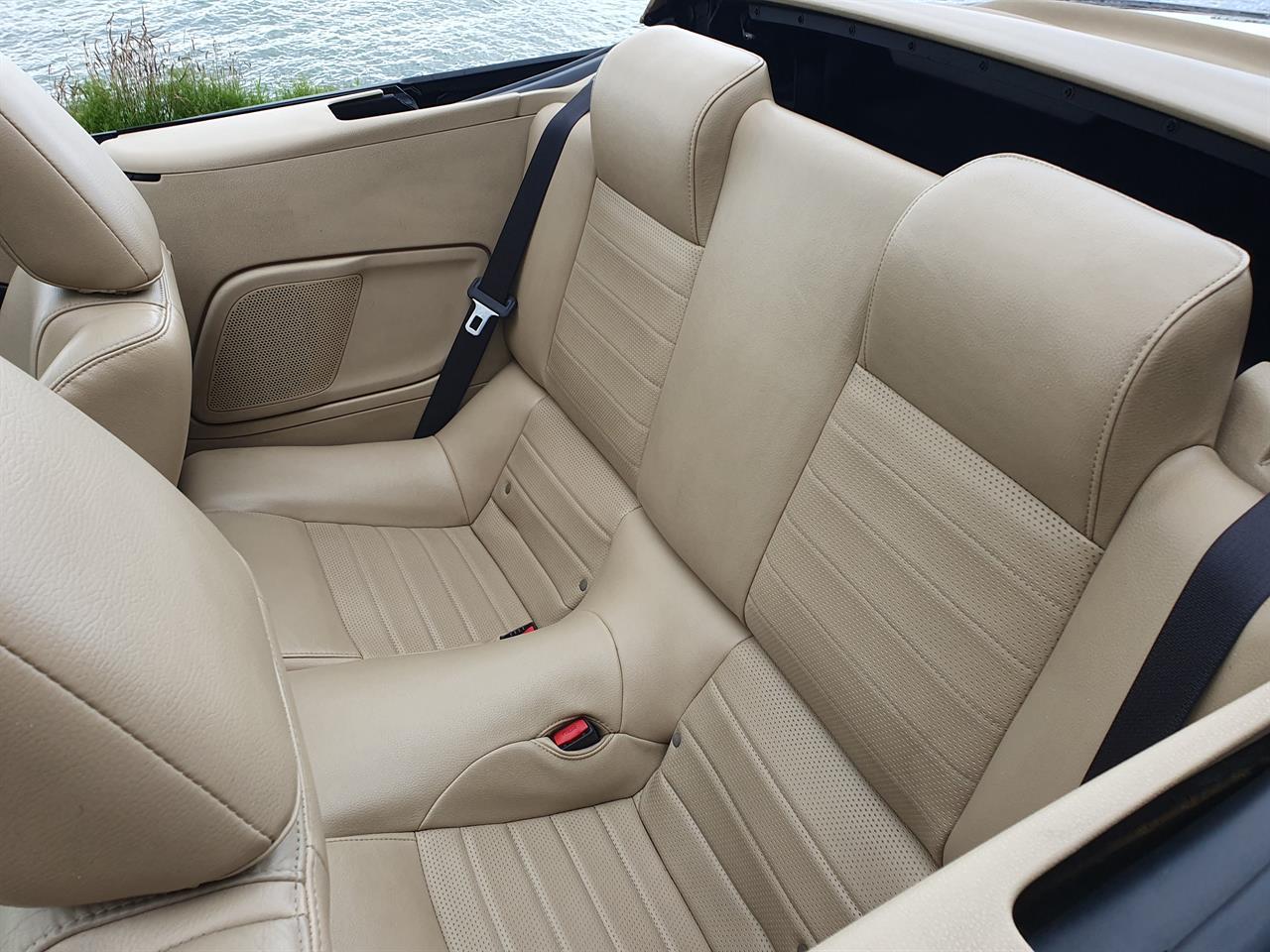 2006 FORD MUSTANG