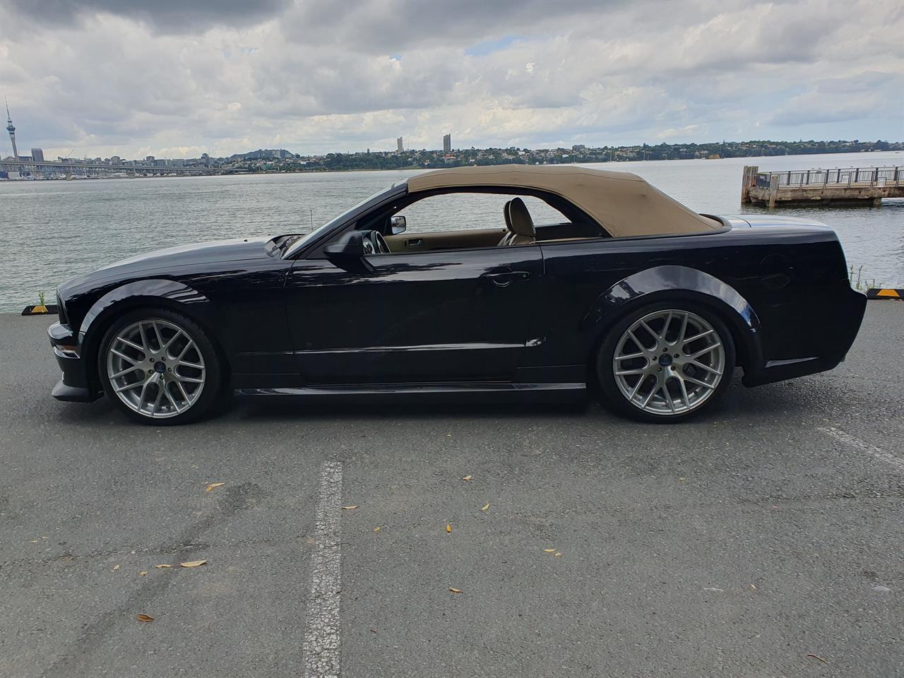 2006 FORD MUSTANG