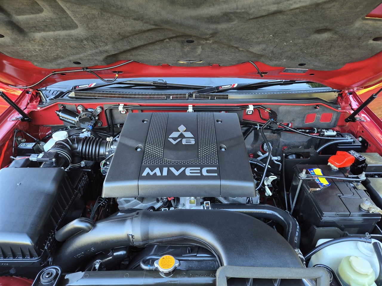 2007 MITSUBISHI Pajero