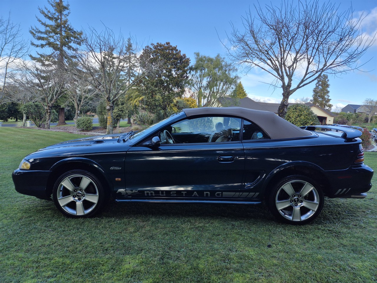 1995 FORD MUSTANG