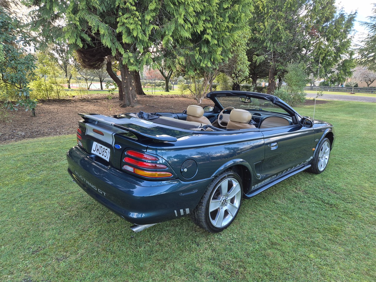 1995 FORD MUSTANG