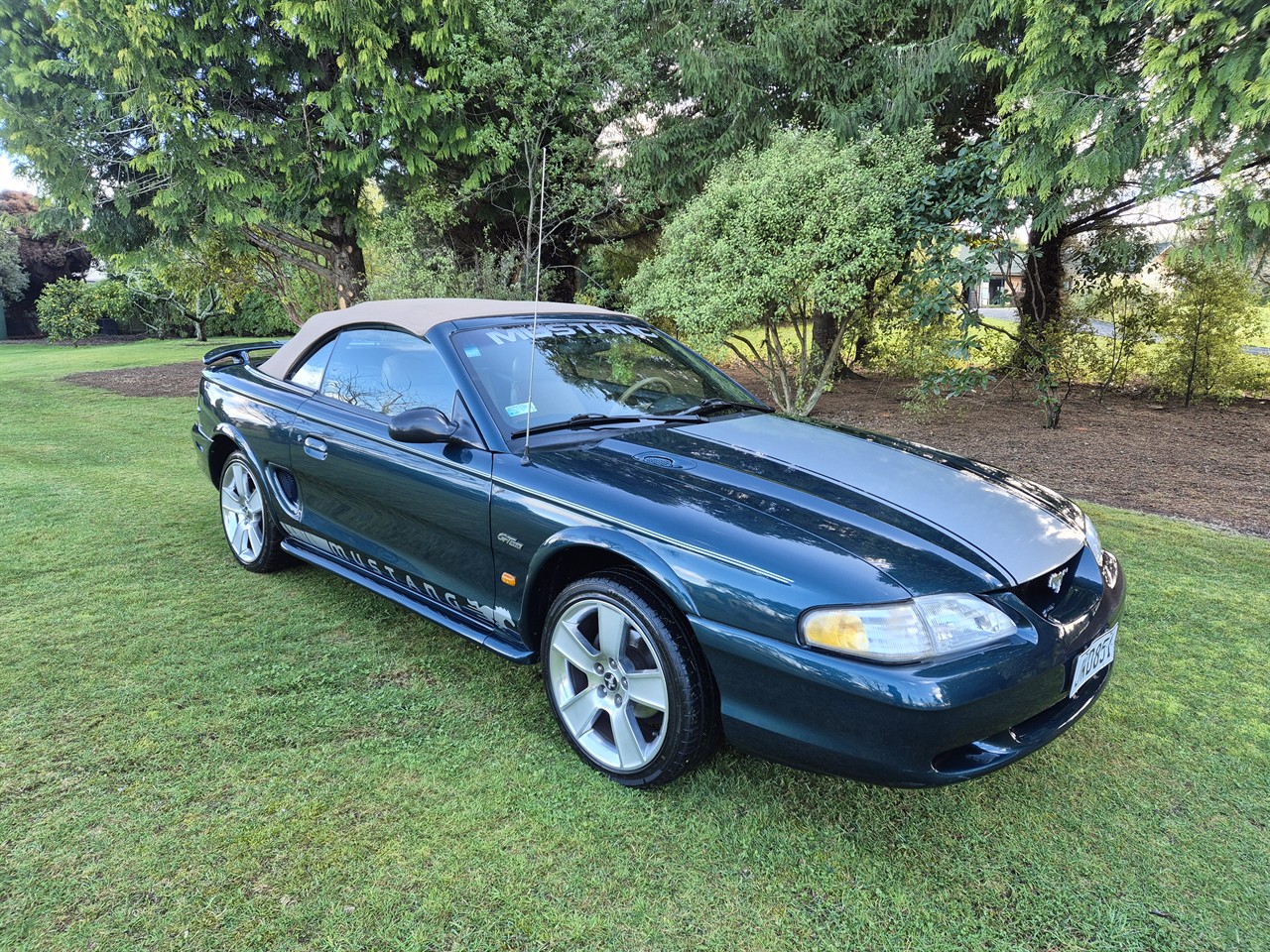 1995 FORD MUSTANG