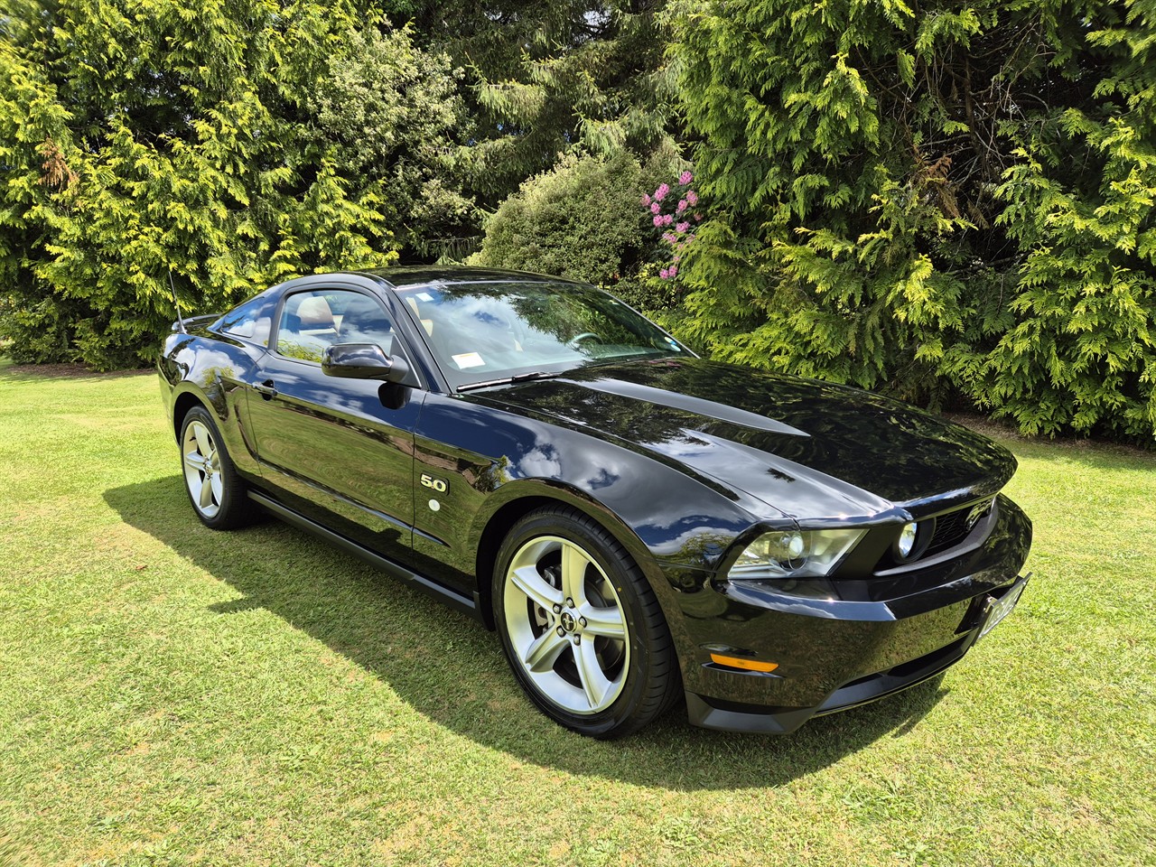 2011 FORD MUSTANG