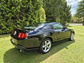 2011 FORD MUSTANG - Thumbnail