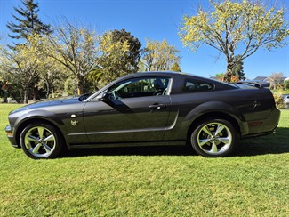 2009 FORD MUSTANG - Thumbnail