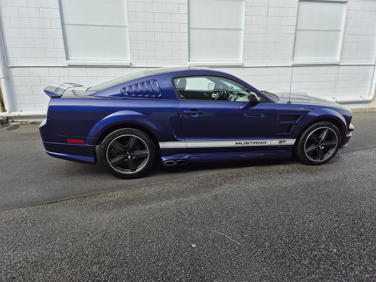 2005 FORD MUSTANG