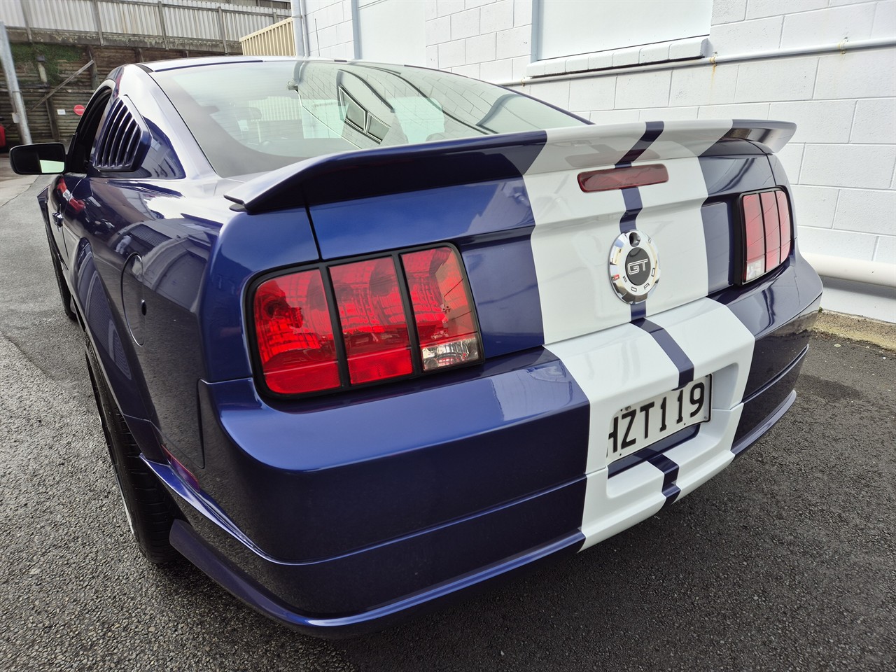 2005 FORD MUSTANG