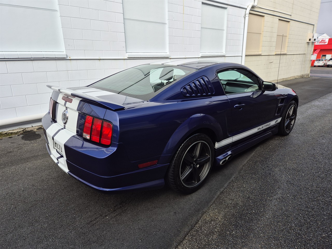 2005 FORD MUSTANG