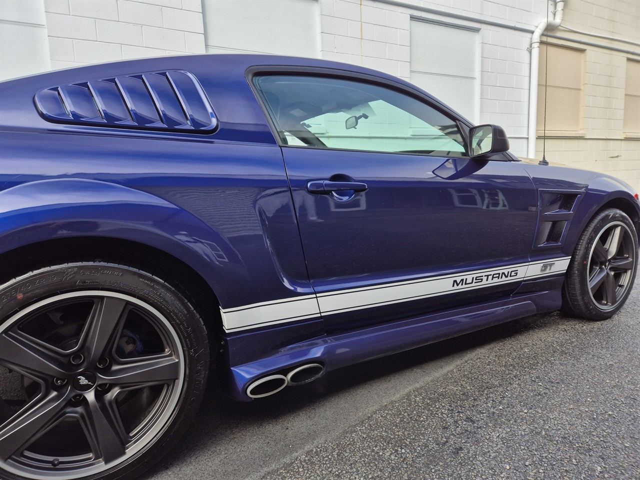 2005 FORD MUSTANG
