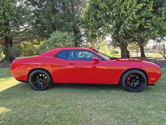 2010 DODGE CHALLENGER - Thumbnail